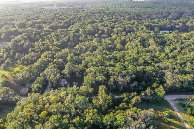 353 SISCO DIRT ROAD, Satsuma, FL 32189