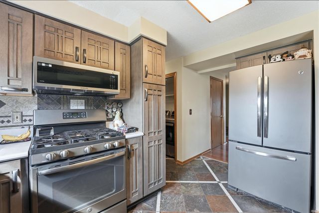 1129 Normandale Drive, Fort Wayne, IN 46808