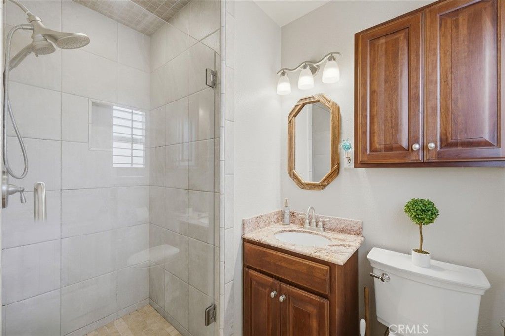 Image 24 of property listing at 10521 Greenbush, Whittier, CA 90604