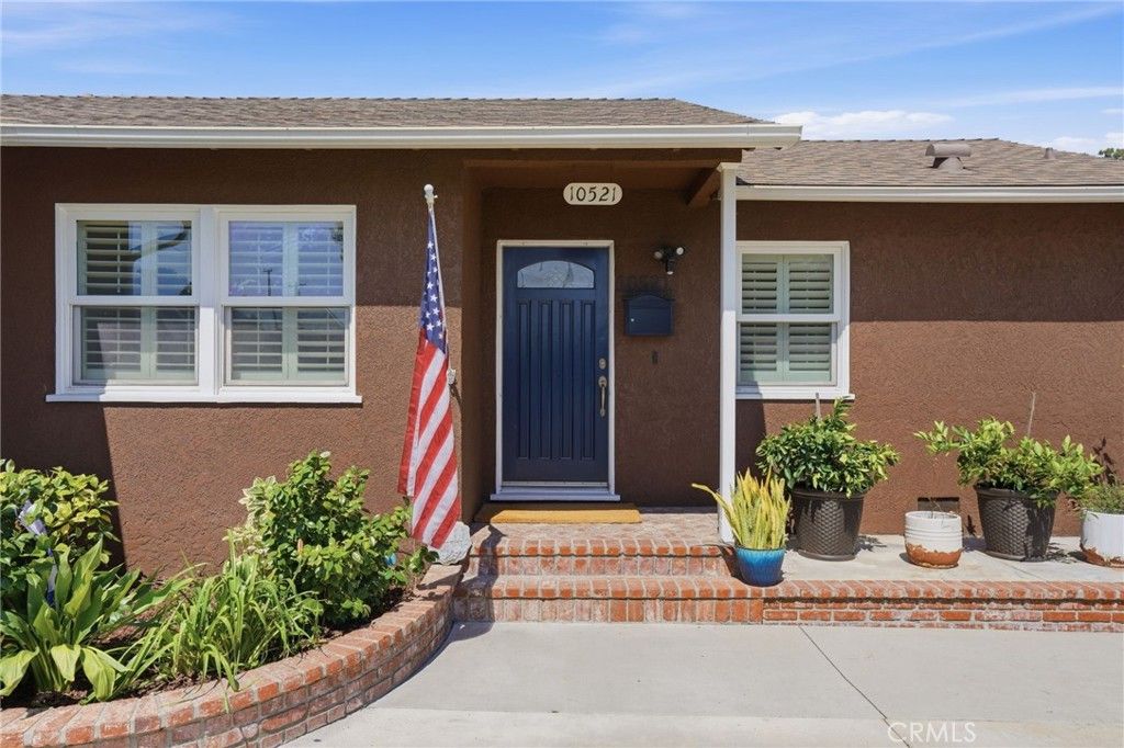 Image 4 of property listing at 10521 Greenbush, Whittier, CA 90604
