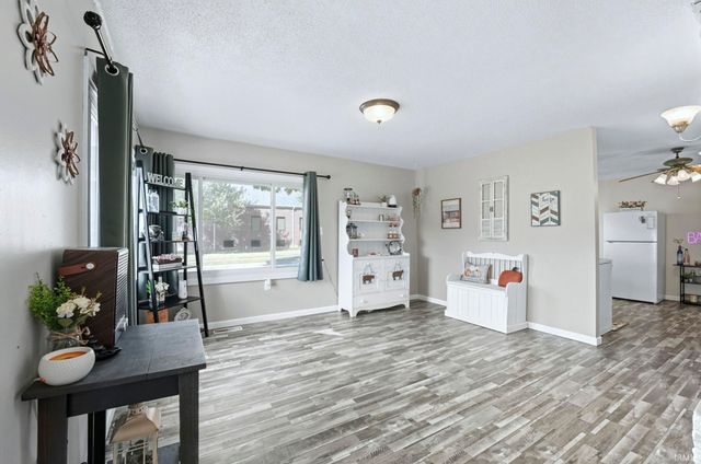 1865 College Avenue, Huntington, IN 46750