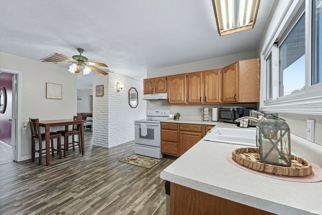 1865 College Avenue, Huntington, IN 46750