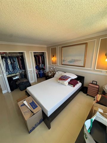 111 Golden Isles Dr F2, Hallandale Beach, FL 33009