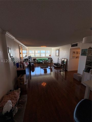 111 Golden Isles Dr F2, Hallandale Beach, FL 33009
