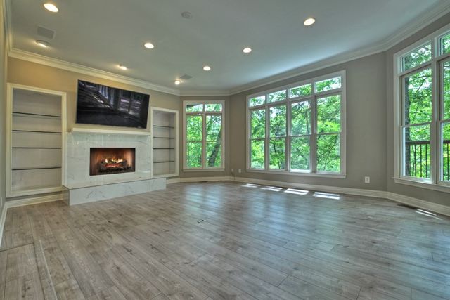 207 Delphi Hills Lane, Mccaysville, GA 30555