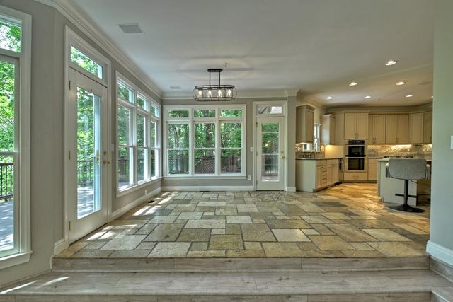 207 Delphi Hills Lane, Mccaysville, GA 30555