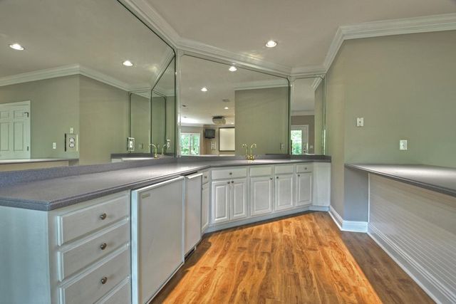 207 Delphi Hills Lane, Mccaysville, GA 30555