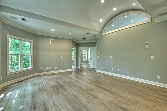 207 Delphi Hills Lane, Mccaysville, GA 30555