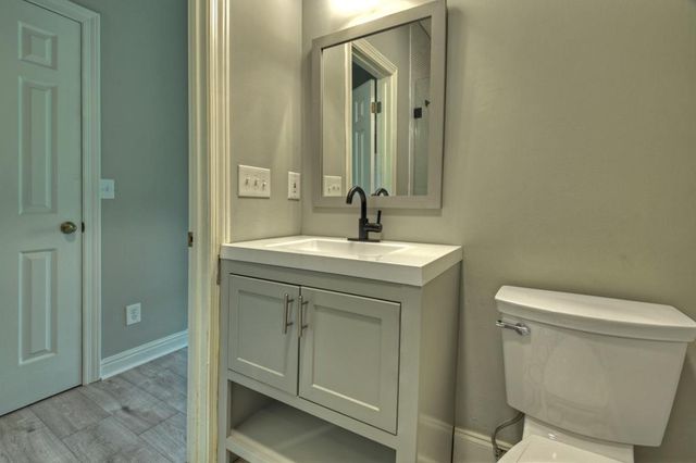 207 Delphi Hills Lane, Mccaysville, GA 30555