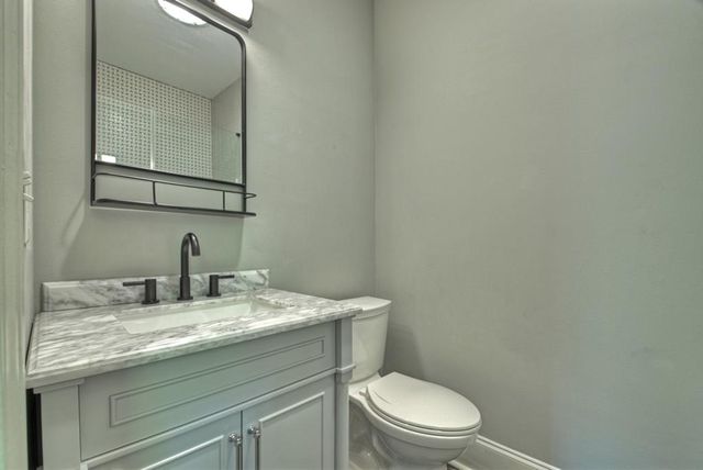 207 Delphi Hills Lane, Mccaysville, GA 30555
