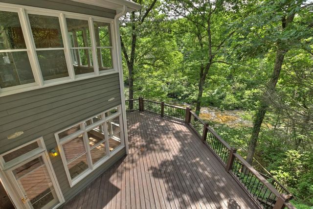 207 Delphi Hills Lane, Mccaysville, GA 30555