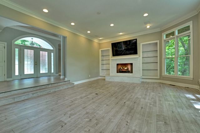 207 Delphi Hills Lane, Mccaysville, GA 30555