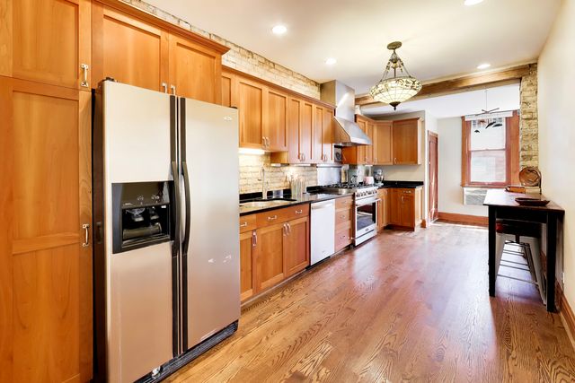 941 W Winona Street 1W, Chicago, IL 60640