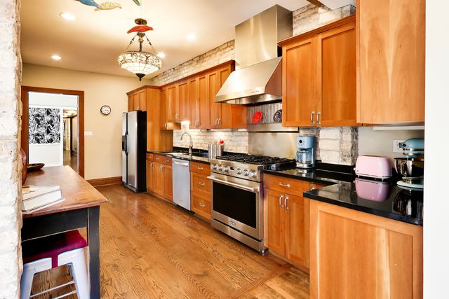 941 W Winona Street 1W, Chicago, IL 60640