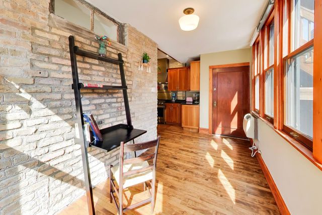 941 W Winona Street 1W, Chicago, IL 60640
