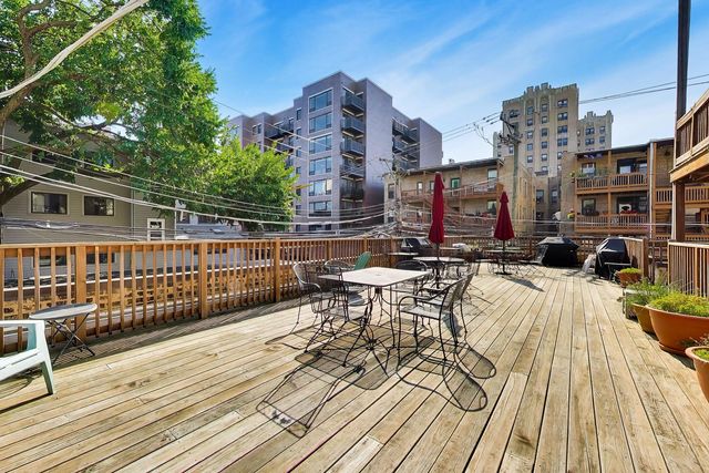941 W Winona Street 1W, Chicago, IL 60640