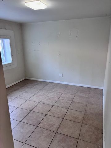 224 Heather Terrace, Round Lake Beach, IL 60073