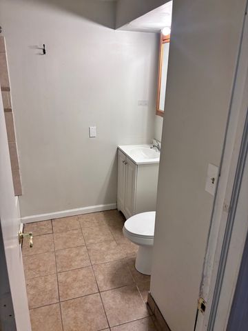 224 Heather Terrace, Round Lake Beach, IL 60073