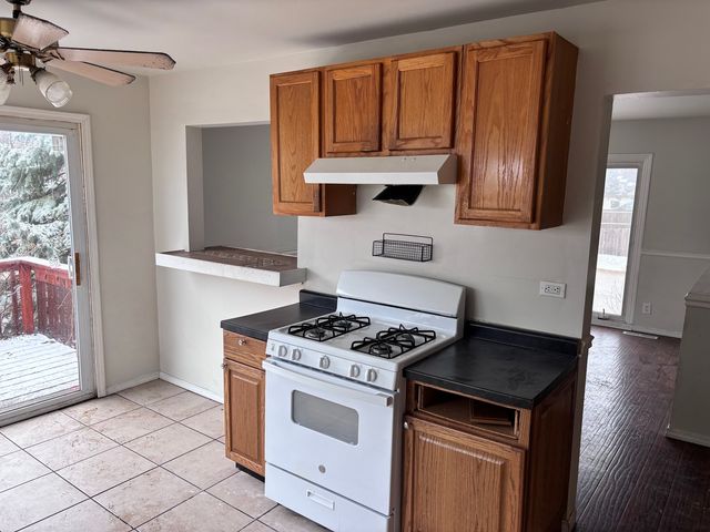 224 Heather Terrace, Round Lake Beach, IL 60073