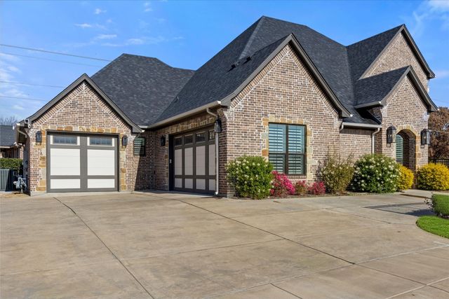 1001 Quarry Court, Granbury, TX 76048