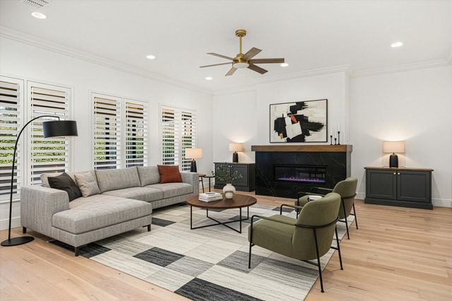 1001 Quarry Court, Granbury, TX 76048