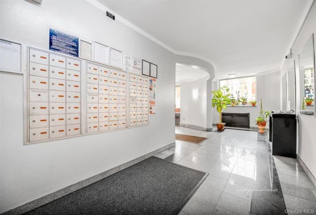 63-60 102nd Street C4, Rego Park, NY 11374