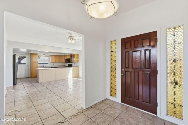 7611 E Waverly Street, Tucson, AZ 85715