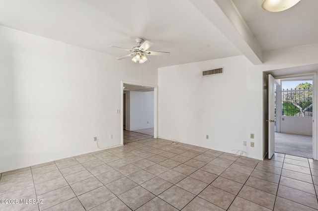 7611 E Waverly Street, Tucson, AZ 85715