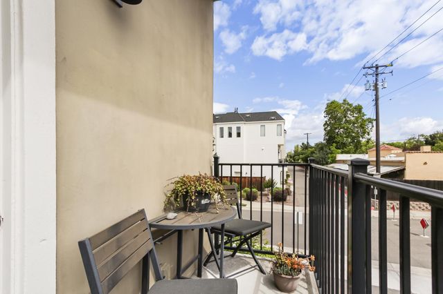 3501 Crocker Dr, Sacramento, CA 95818