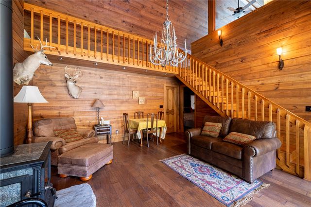 505 Clabber Creek Lane, Yellville, AR 72687