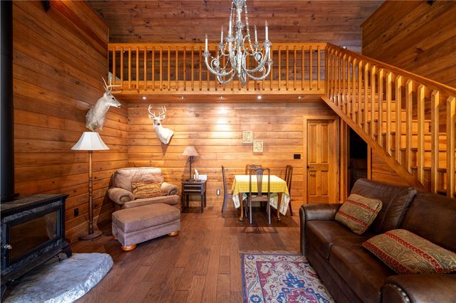 505 Clabber Creek Lane, Yellville, AR 72687