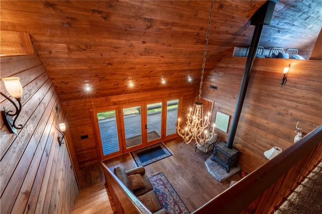 505 Clabber Creek Lane, Yellville, AR 72687