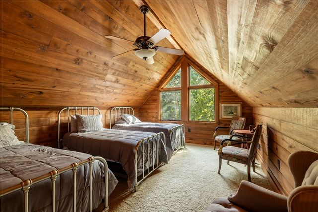 505 Clabber Creek Lane, Yellville, AR 72687