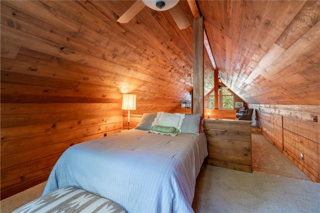 505 Clabber Creek Lane, Yellville, AR 72687