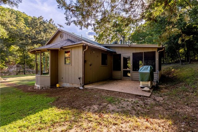 505 Clabber Creek Lane, Yellville, AR 72687