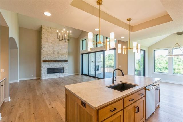 17020 Earnshaw Street, Overland Park, KS 66221