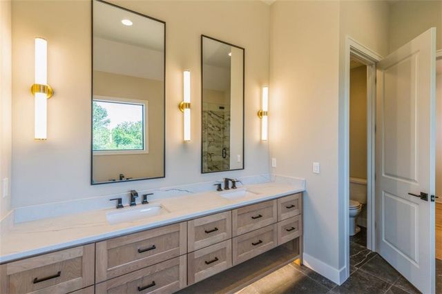 17020 Earnshaw Street, Overland Park, KS 66221