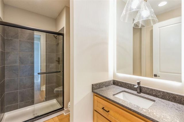 17020 Earnshaw Street, Overland Park, KS 66221