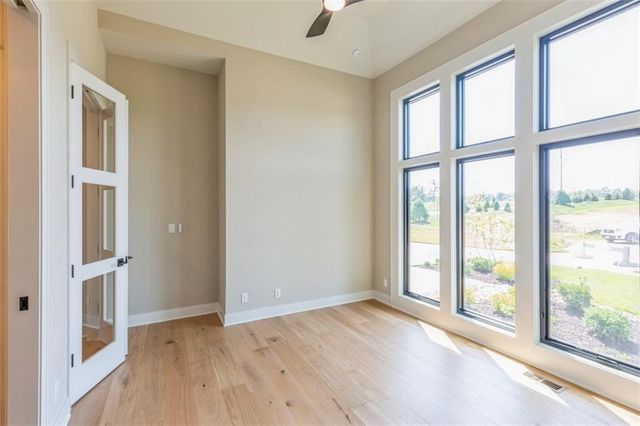 17020 Earnshaw Street, Overland Park, KS 66221