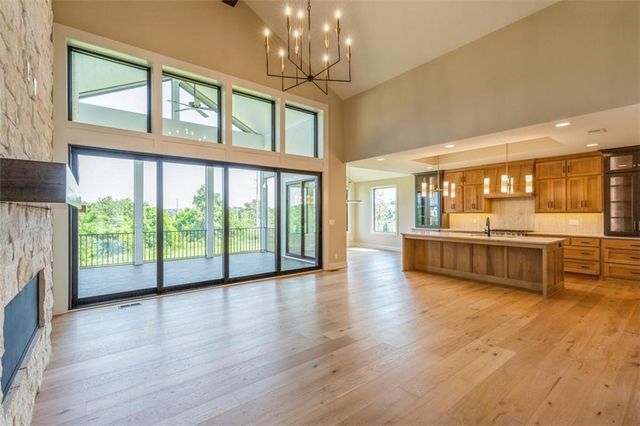 17020 Earnshaw Street, Overland Park, KS 66221