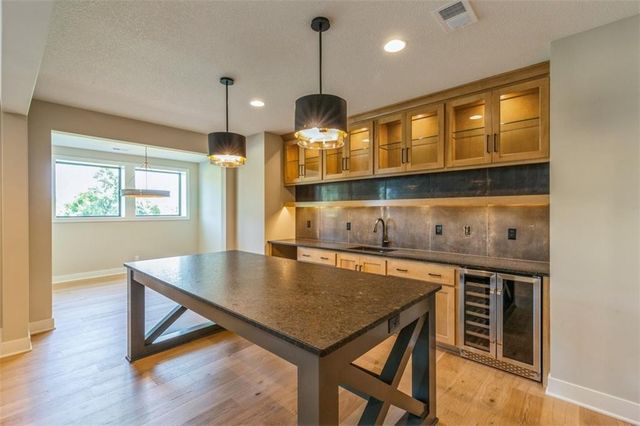 17020 Earnshaw Street, Overland Park, KS 66221