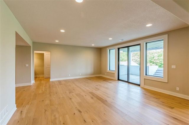 17020 Earnshaw Street, Overland Park, KS 66221