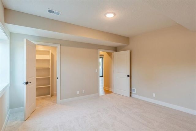 17020 Earnshaw Street, Overland Park, KS 66221