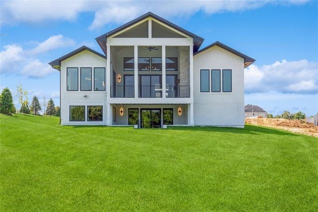 17020 Earnshaw Street, Overland Park, KS 66221