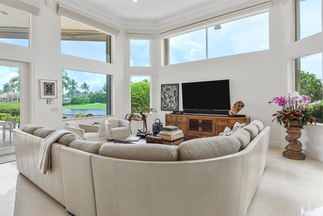 6949 Lake Estates Court, Boca Raton, FL 33496