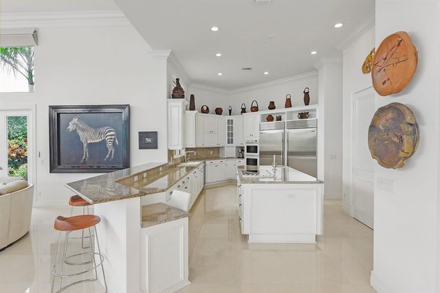 6949 Lake Estates Court, Boca Raton, FL 33496
