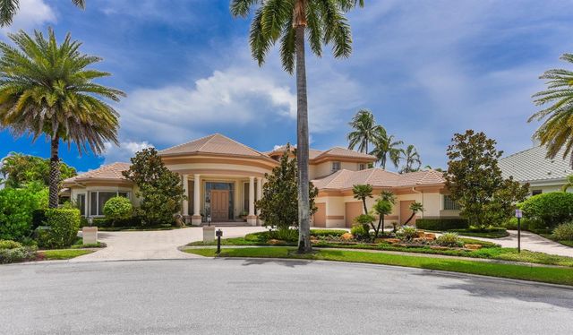 6949 Lake Estates Court, Boca Raton, FL 33496