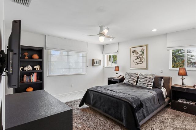 6949 Lake Estates Court, Boca Raton, FL 33496