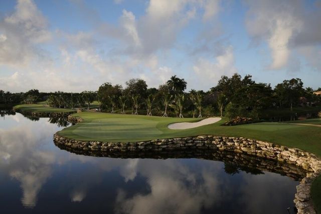 6949 Lake Estates Court, Boca Raton, FL 33496