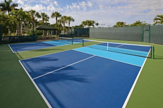6949 Lake Estates Court, Boca Raton, FL 33496